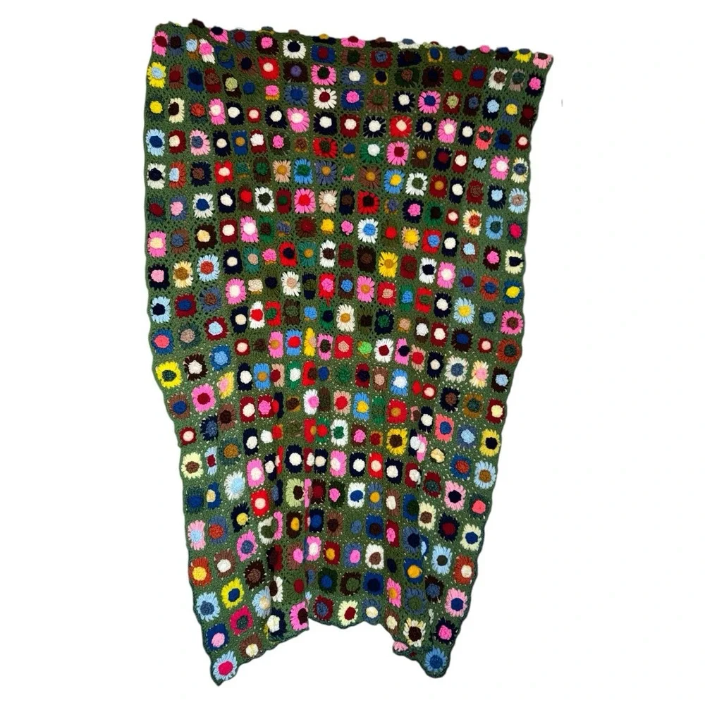 VTG Handmade Crochet Afghan Blanket Raised 3D‎ Flowers Granny Large 74x48